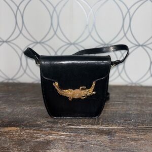 Vintage Sasha Black Leather Crossbody Bag Gold Alligator Clasp